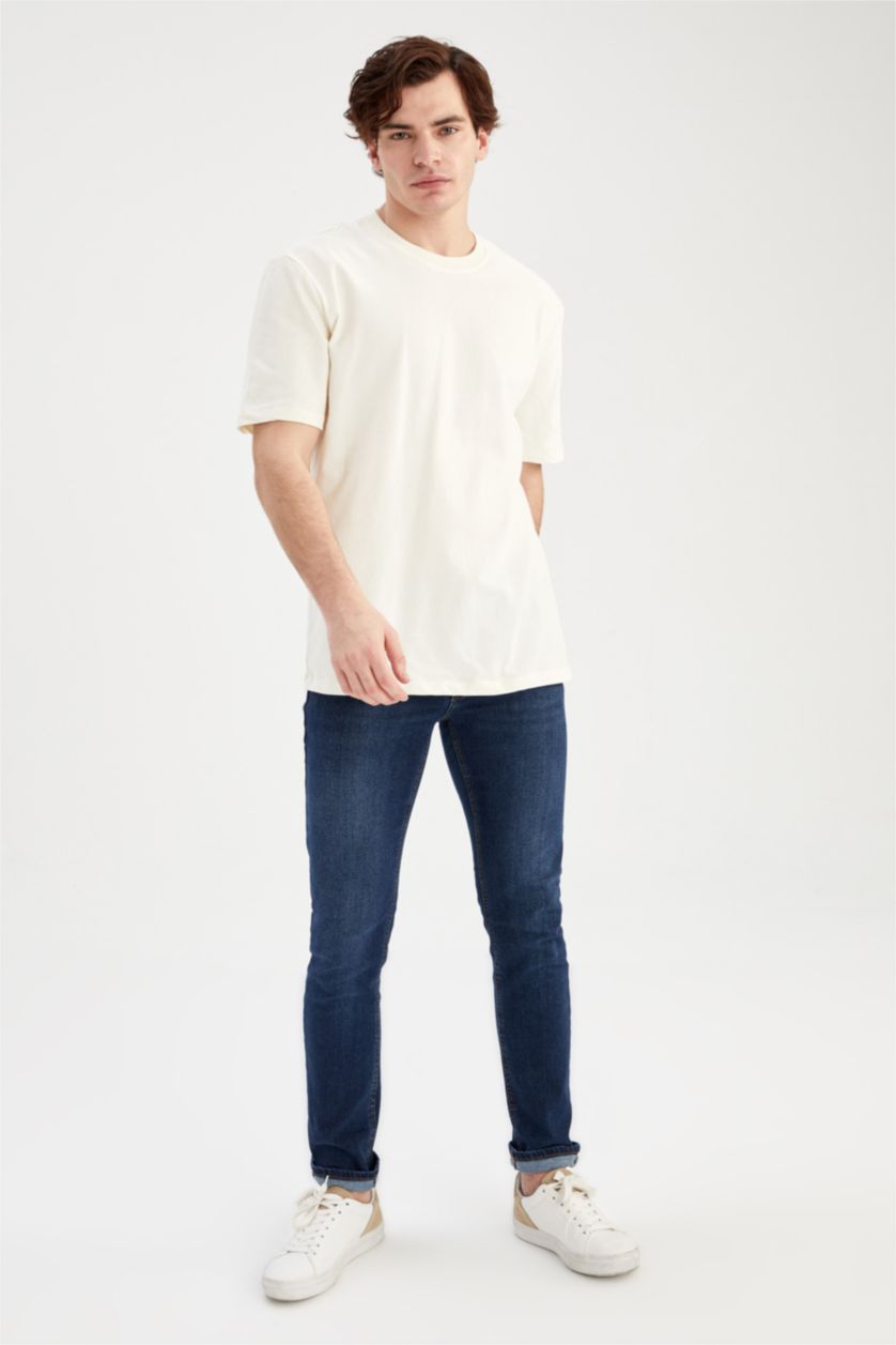 رجال بيج فاتح Comfort Fit Short Sleeve T-Shirt