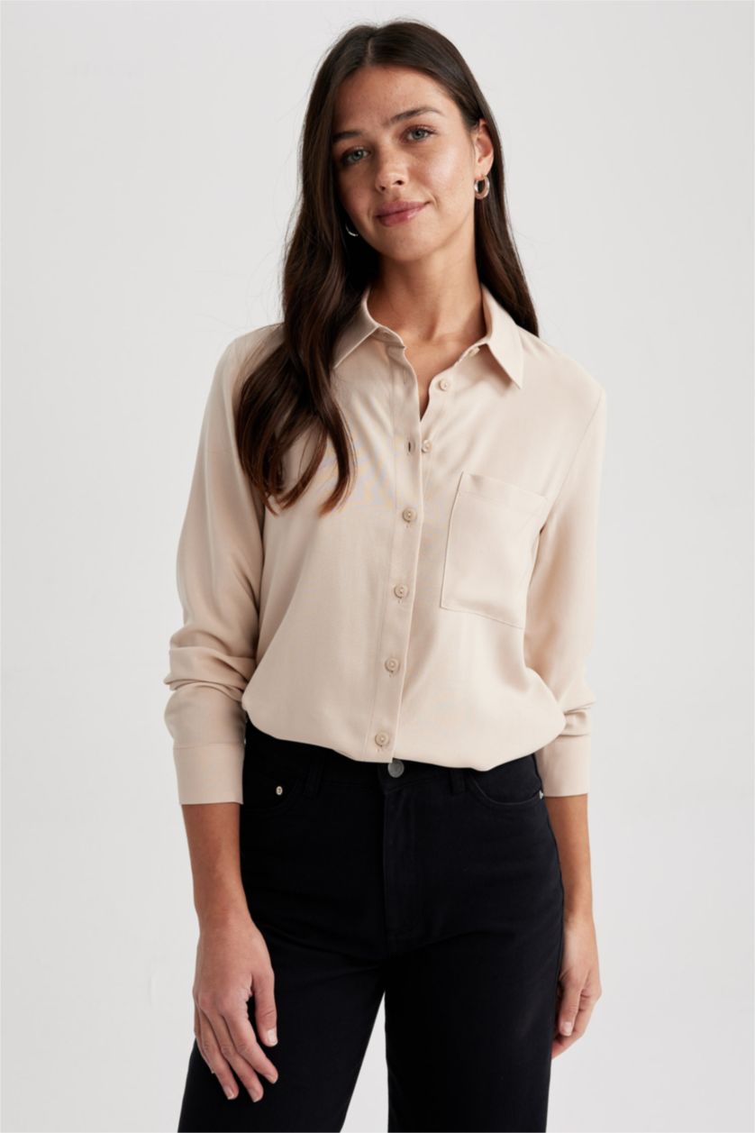 FEMME Beige Chemise classique basique à manches longues