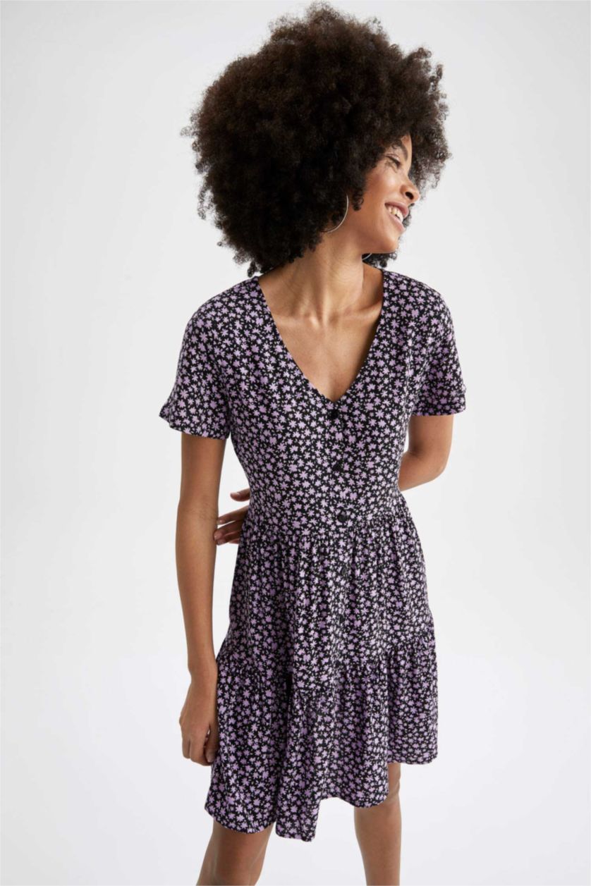 FEMME Noir Mini robe tissée à manches courtes imprimée à col en V et en A