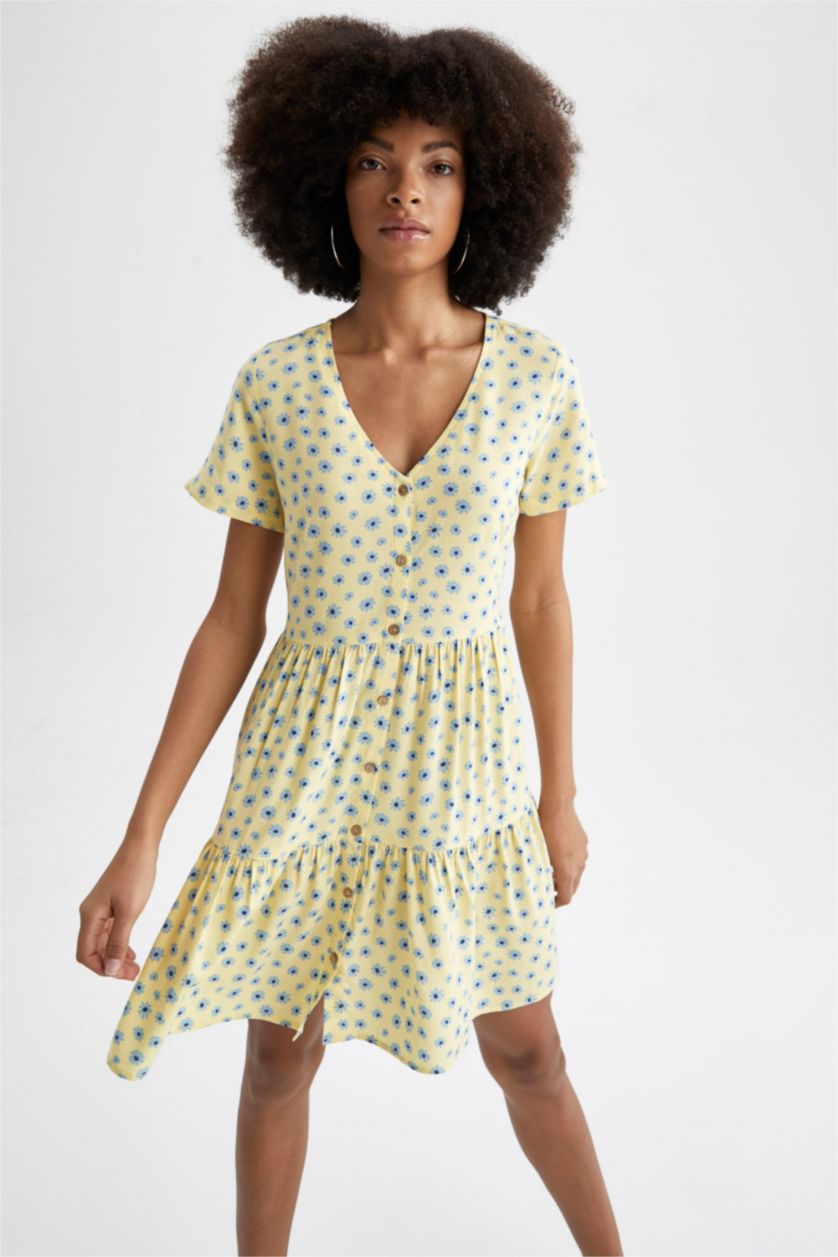 FEMME Jaune Mini robe tissée à manches courtes imprimée à col en V et en A