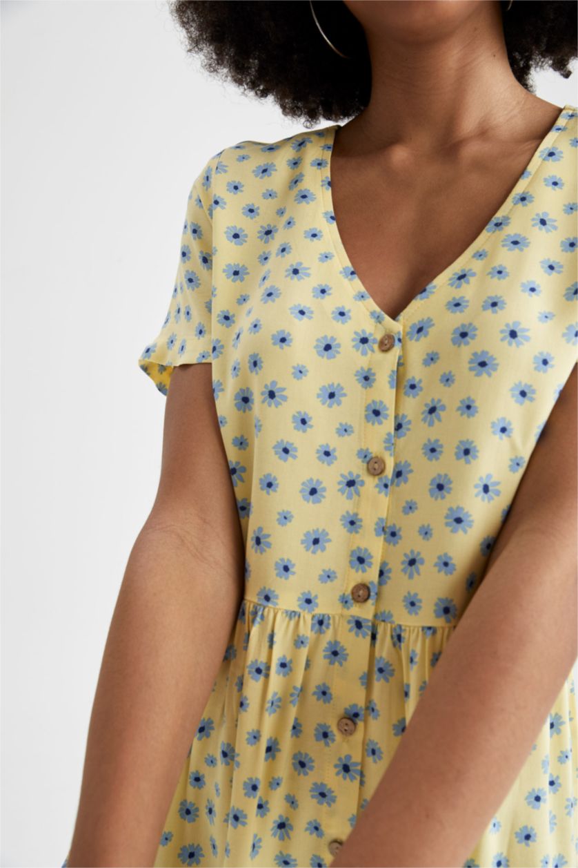 FEMME Jaune Mini robe tissée à manches courtes imprimée à col en V et en A