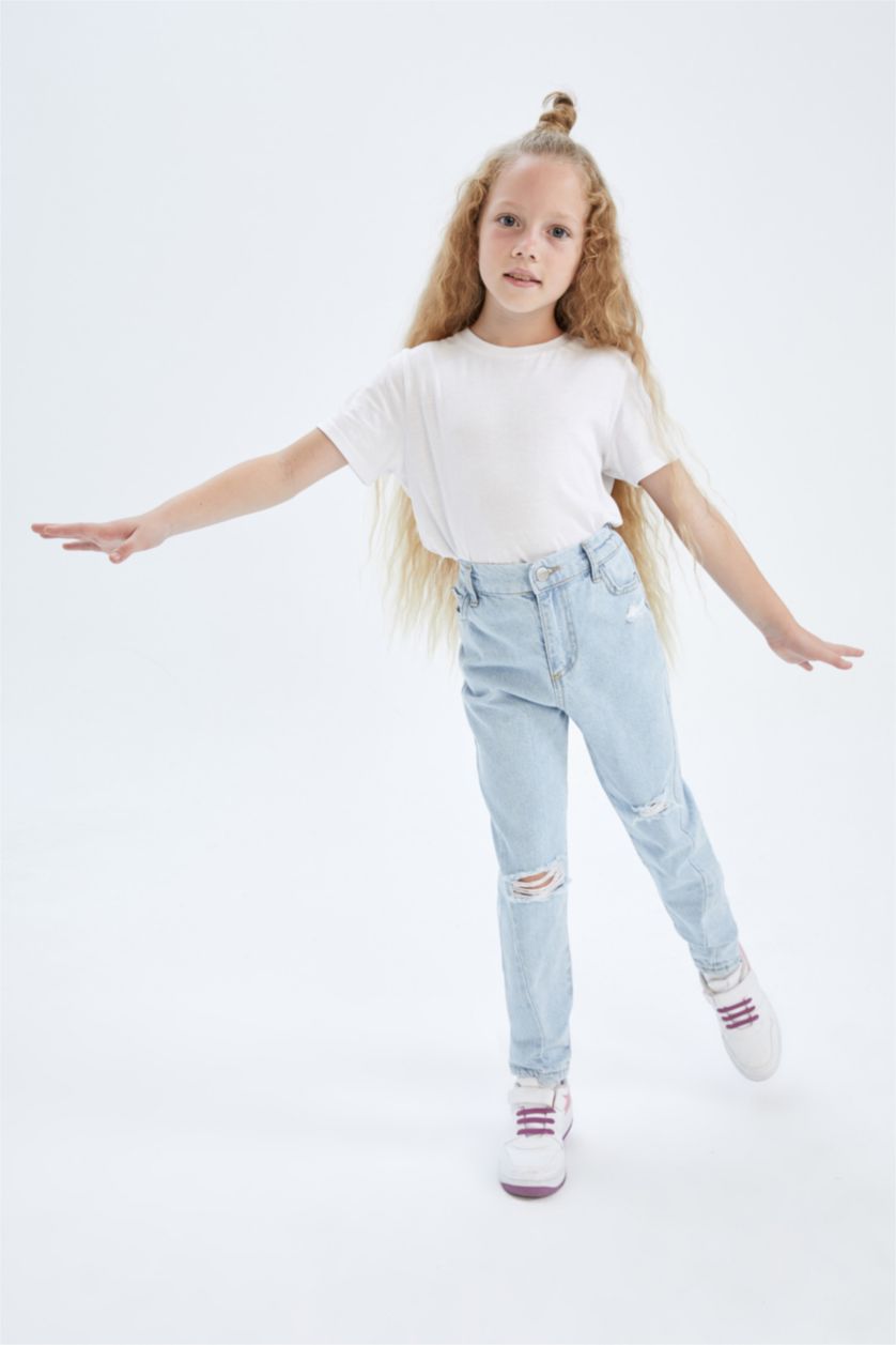 Kız Çocuk - Genç Kız Açık Mavi Kız Çocuk Mom Fit Yırtık Jean Pantolon