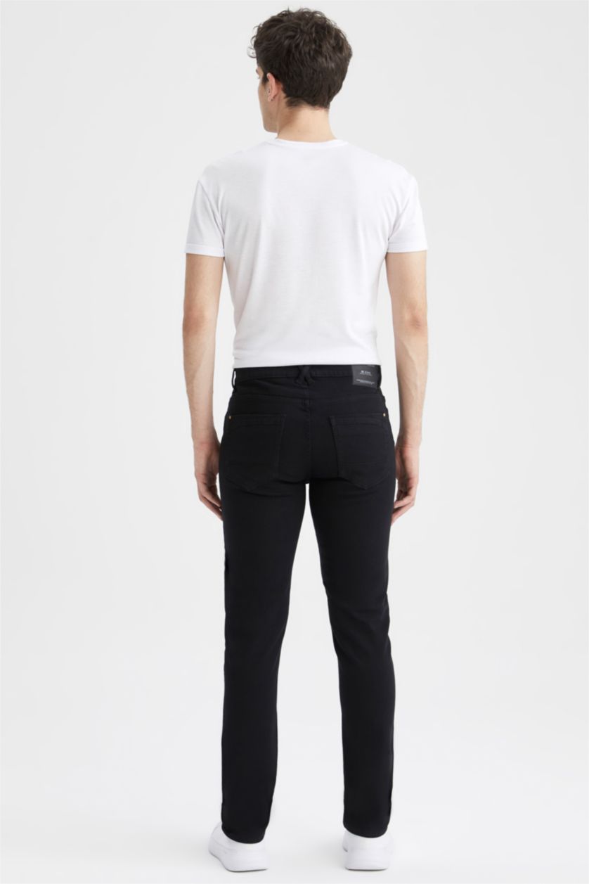 HOMME Noir Jean coupe slim Pedro