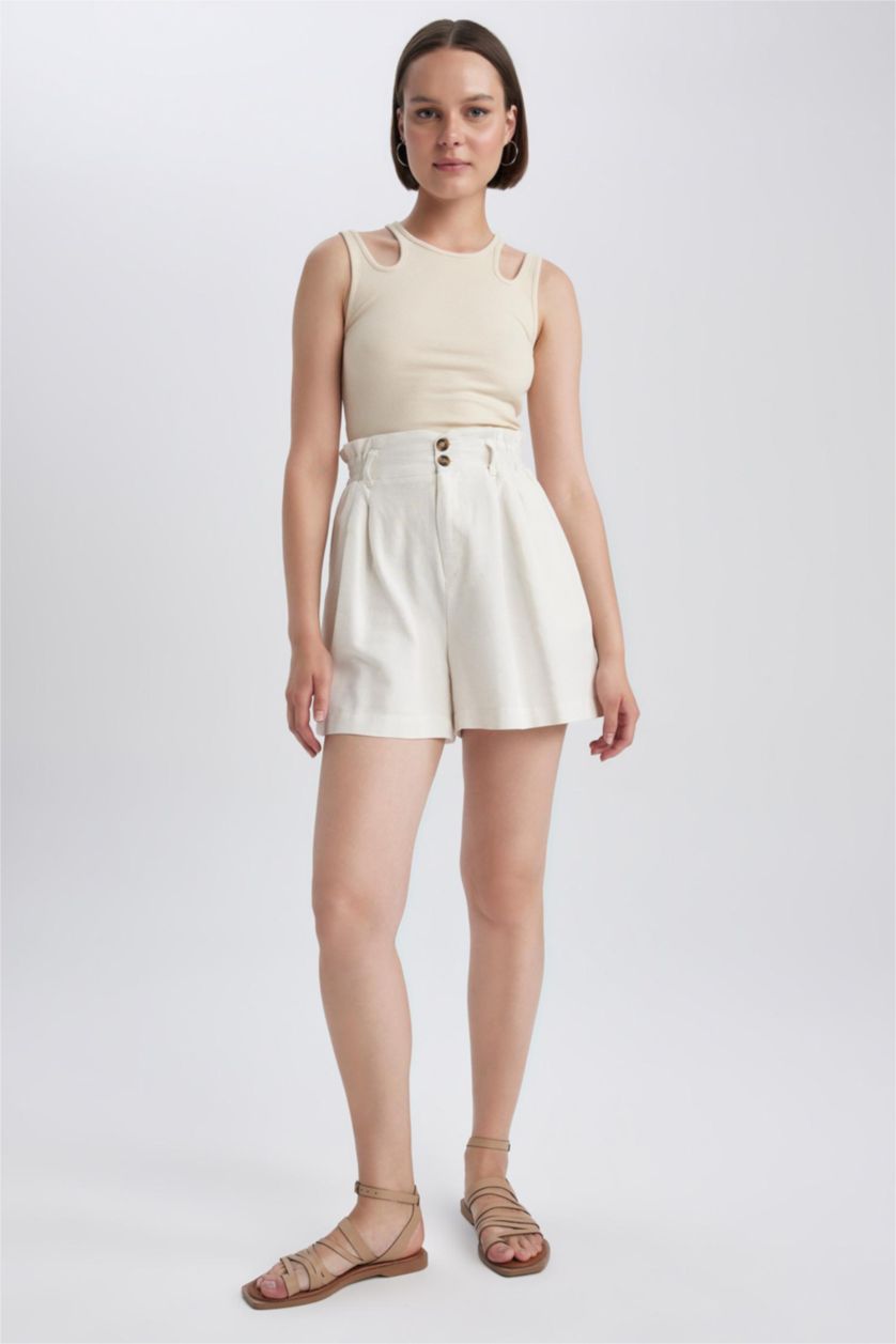 FEMME Écru Short Paperbag Coupe décontractée
