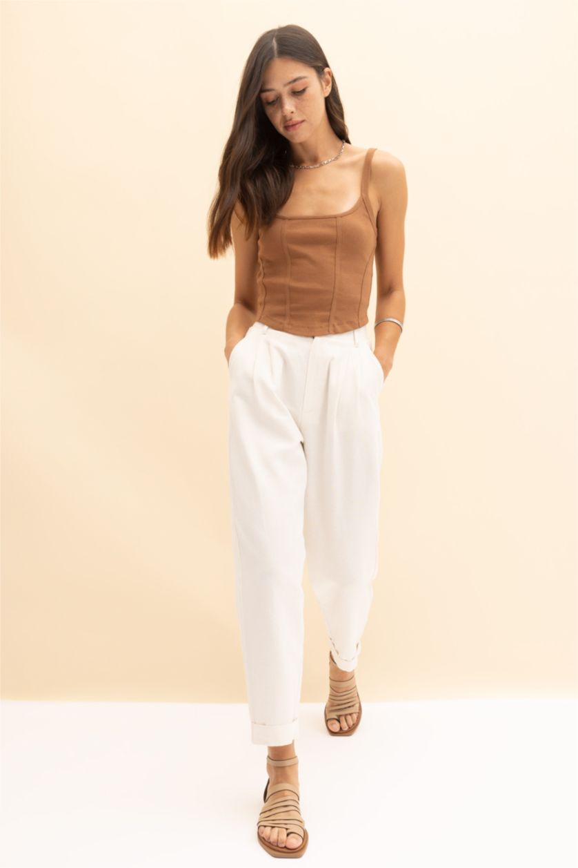 FEMME Écru Taille haute Coupe Ample