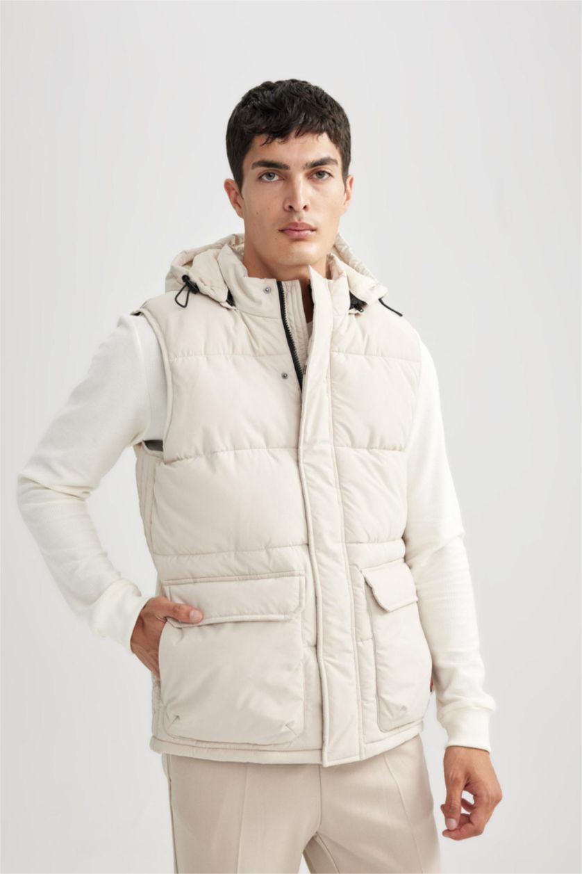 Erkek Kum Su İtici Regular Fit Kapüşonlu Fermuarlı İç Cepli Şişme Yelek