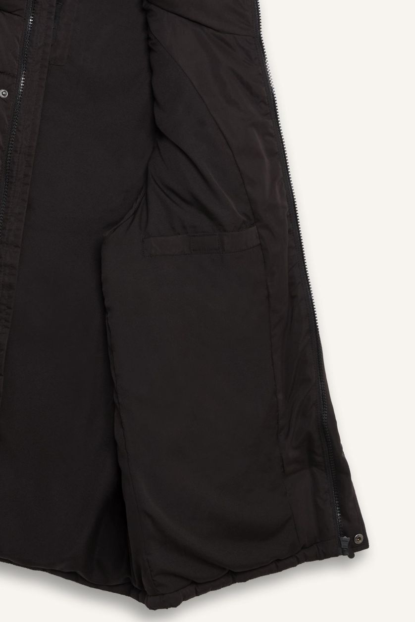 MAN Black Waterproof Regular Fit Puffer Vest