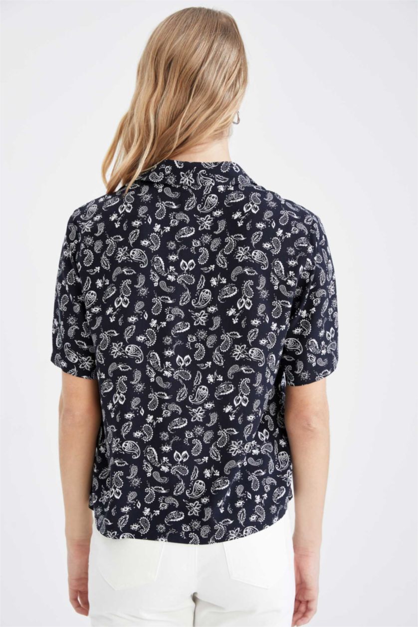 Woman Black Regular Fit Shirt Collar Short Sleeve Shirt