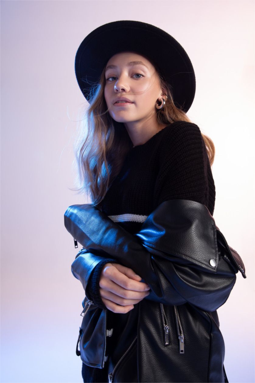 نساء أسود جاكيت جلد صناعي اوفر سايز