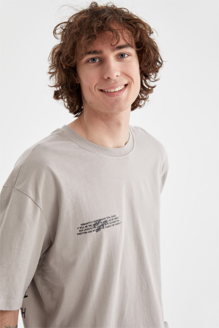 MAN Light Grey Oversize Fit Short Sleeve T-Shirt