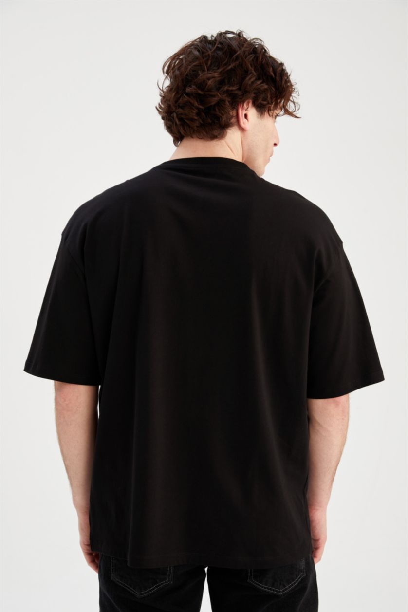 MAN Black Oversize Fit Short Sleeve T-Shirt