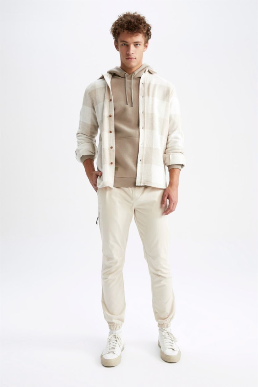 رجال اللون الرملي قميص ياقة قصة عادية