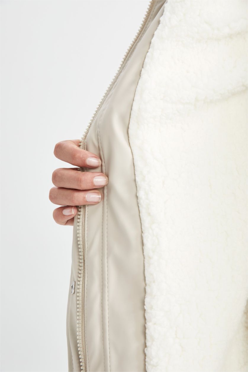 Kadın Kum Yağmurluk