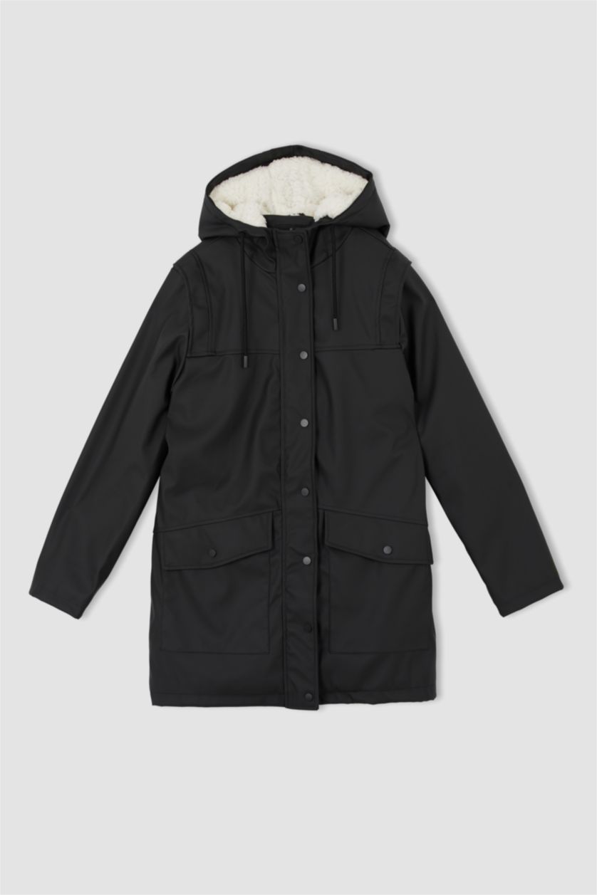 Kadın Siyah Oversize Geniş Kesim Kapüşonlu Pelüş Astar Suni Deri Yağmurluk