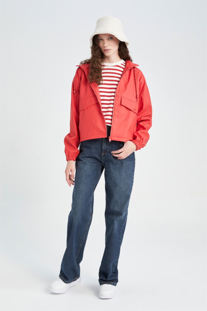 Kadın Kırmızı Yağmurluk