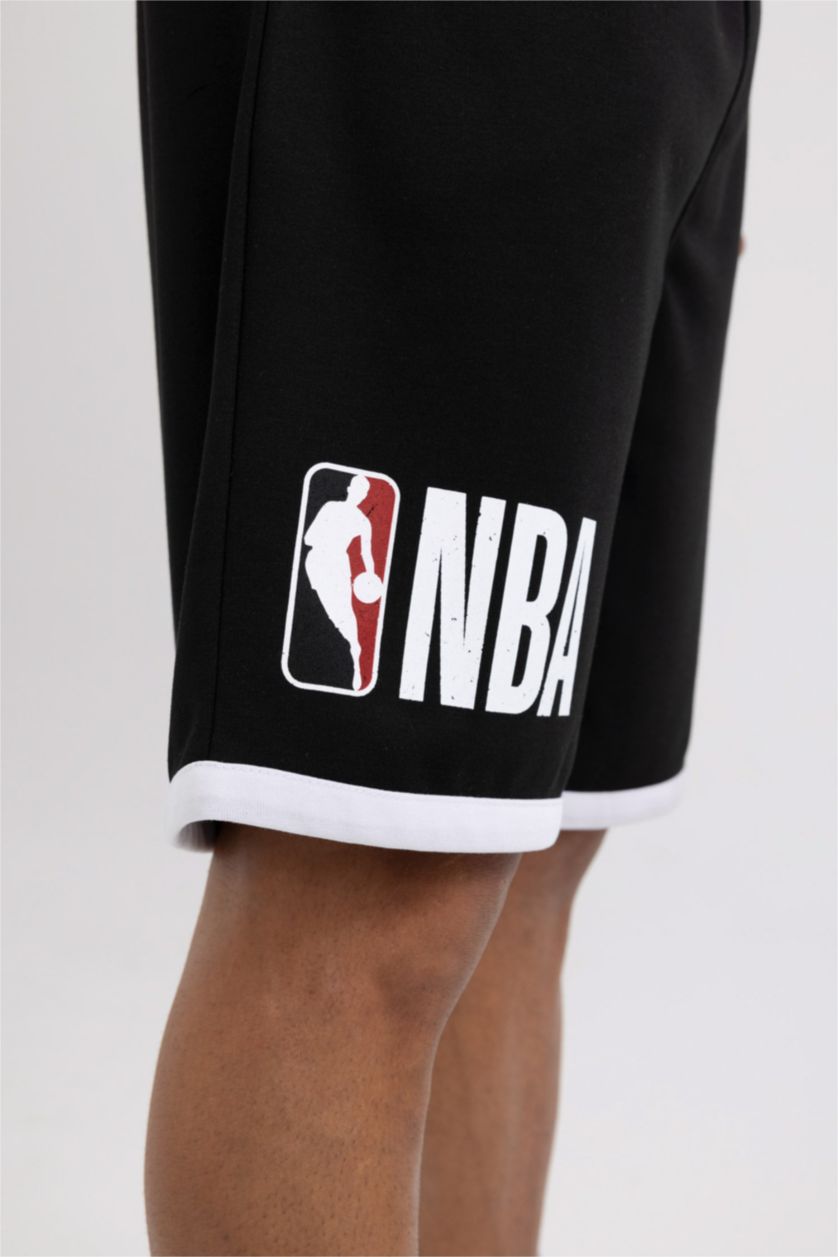 Erkek Siyah DeFactoFit NBA Wordmark Standart Fit Şort