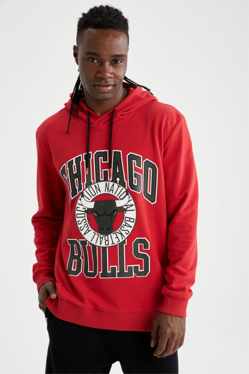 MAN Red Oversized Long Sleeve Chicago Bulls Printed Hoodie