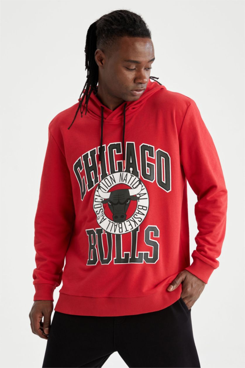 MAN Red Oversized Long Sleeve Chicago Bulls Printed Hoodie