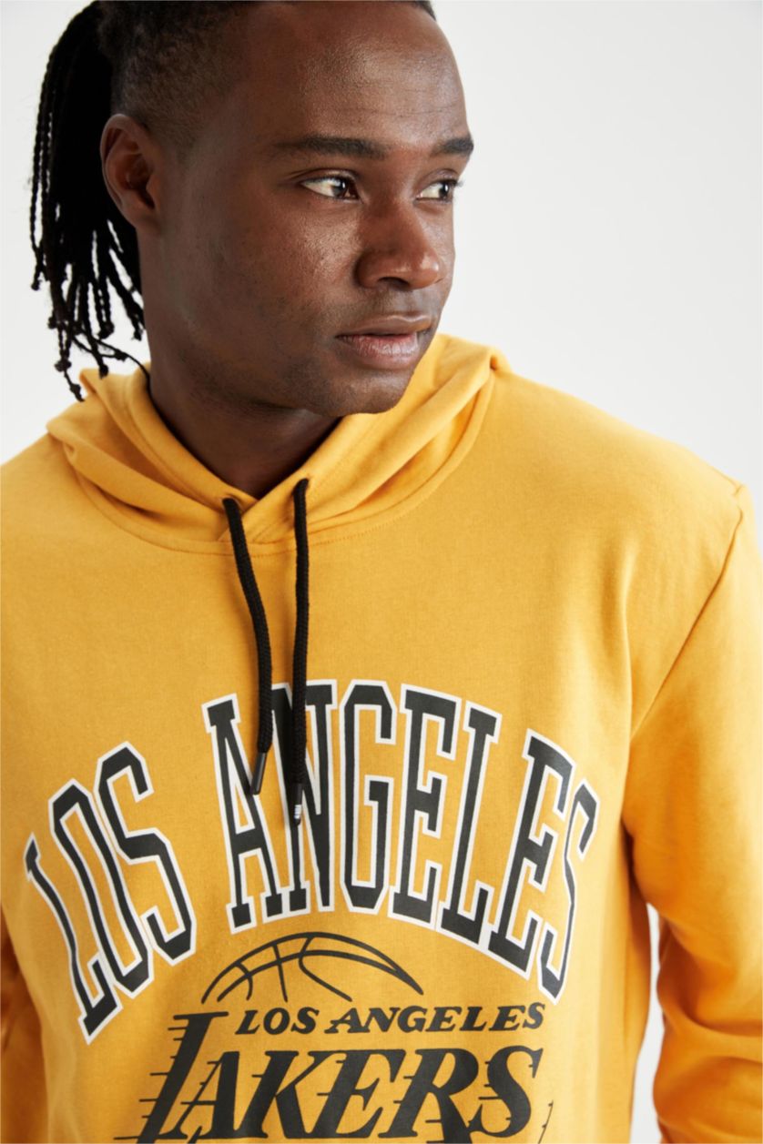 MAN Yellow Regular Fit Long Sleeve Los Angeles Lakers Printed Hoodie