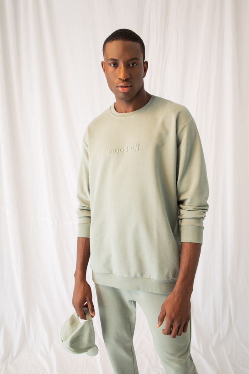 MAN Green Oversize Fit Crew Neck Sweatshirt