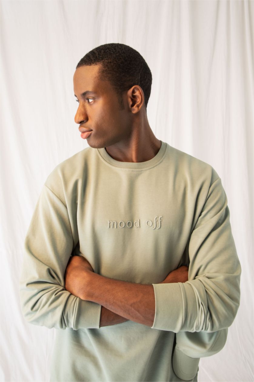 MAN Green Oversize Fit Crew Neck Sweatshirt