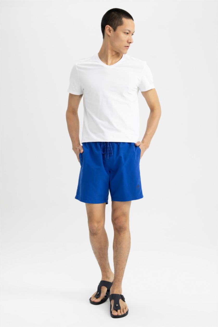 MAN Royal Regular Fit Basic Above Knee Swimming Shorts