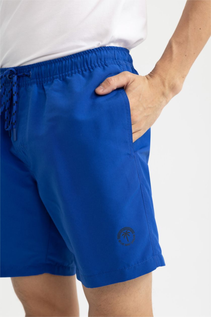 MAN Royal Regular Fit Basic Above Knee Swimming Shorts