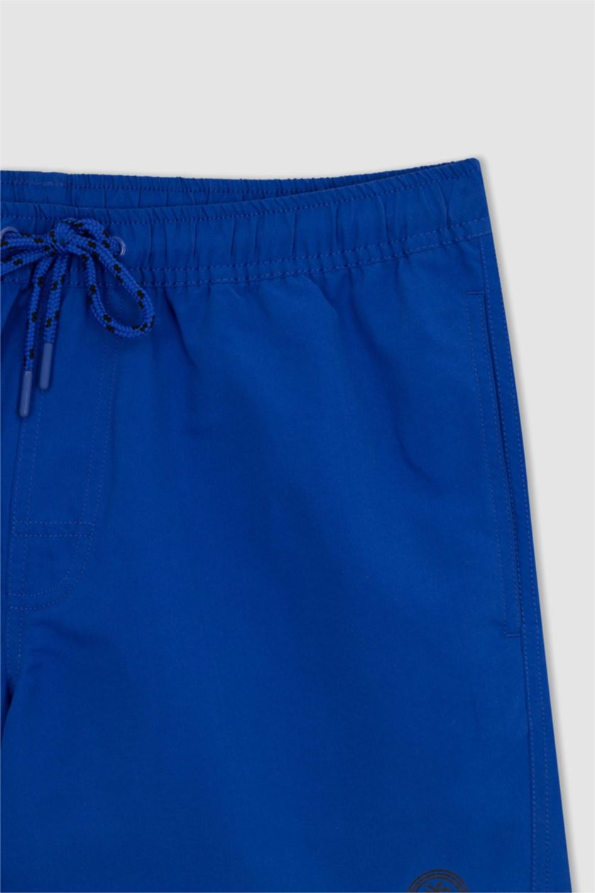 MAN Royal Regular Fit Basic Above Knee Swimming Shorts