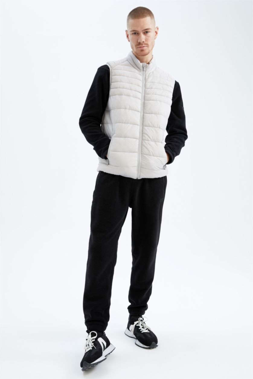 Man Light Grey Defacto Fit Standard Fit Stand Up Collar Ultra Light Pocket Puffer Inflatable Vest