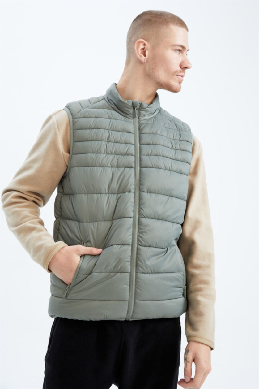 Erkek Açık Haki Standart Fıt Yelek