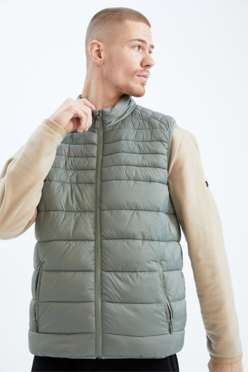 Erkek Açık Haki Standart Fıt Yelek