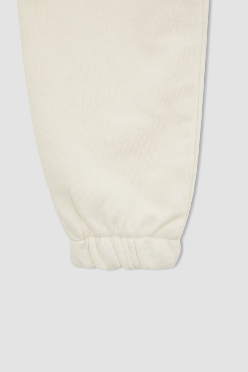 GIRLS & TEENS Beige Girl Jogger Standard Fit Pocket Detailed Jogger Tracksuit Bottom