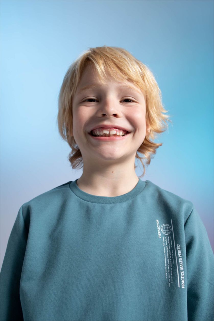 GARÇONS Vert Costume 2 pièces imprimé à slogan et col ras du cou pour garçon