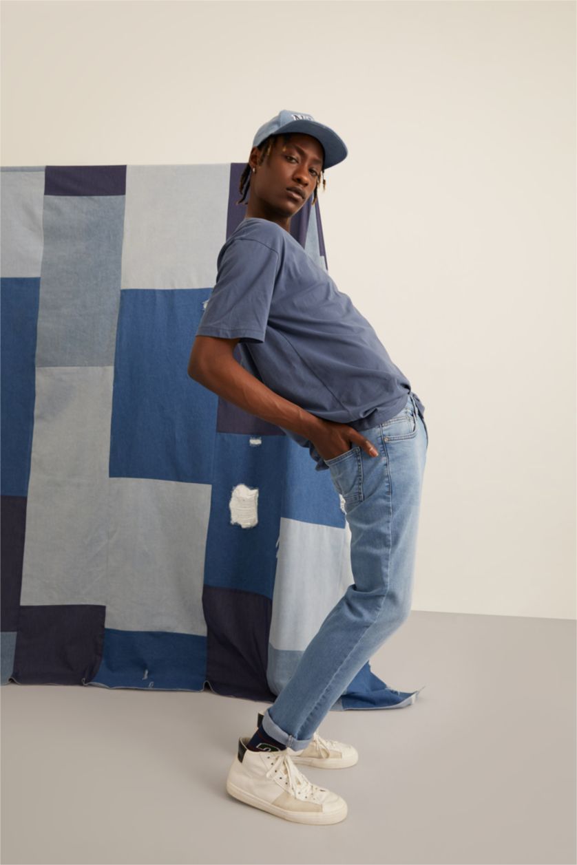 MAN Light Blue Slim Fit Straight Leg Jeans