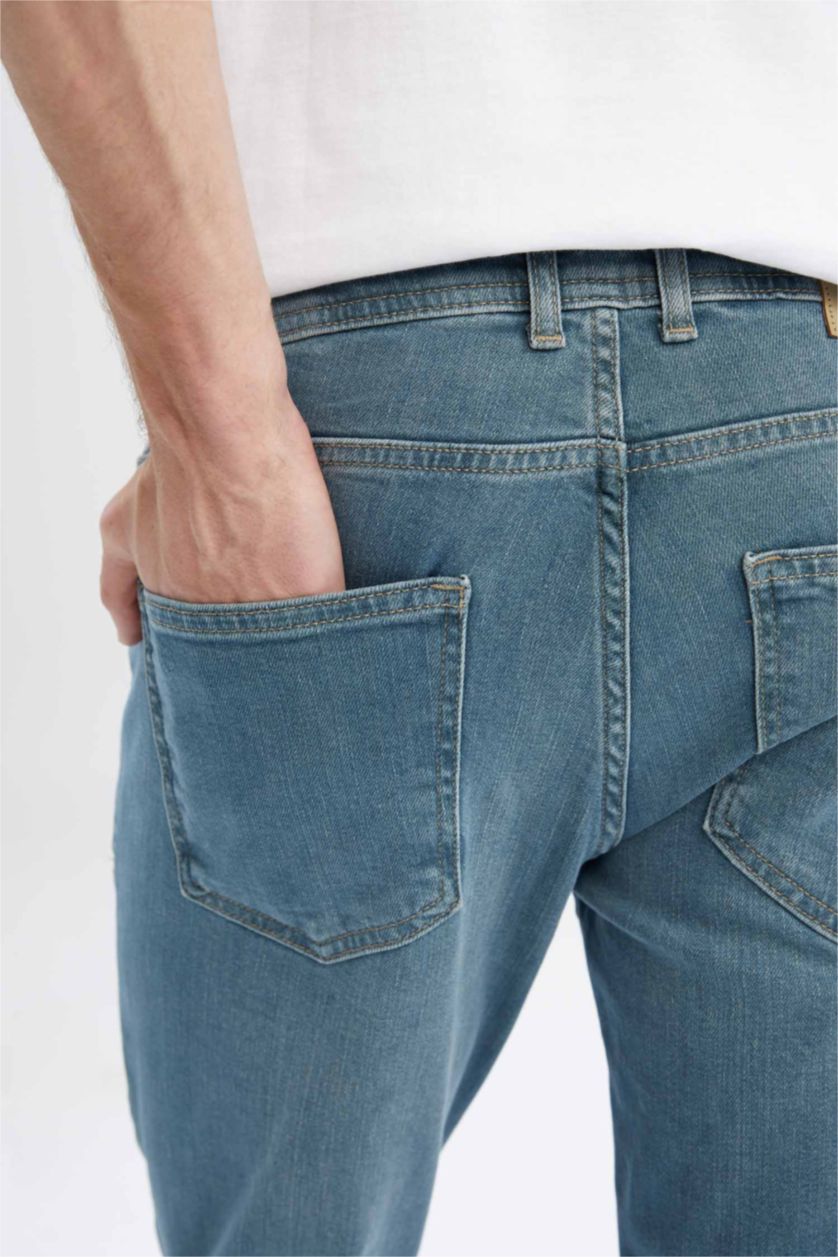 MAN Light Green Pedro Slim Fit Super Skinny Hem Jeans