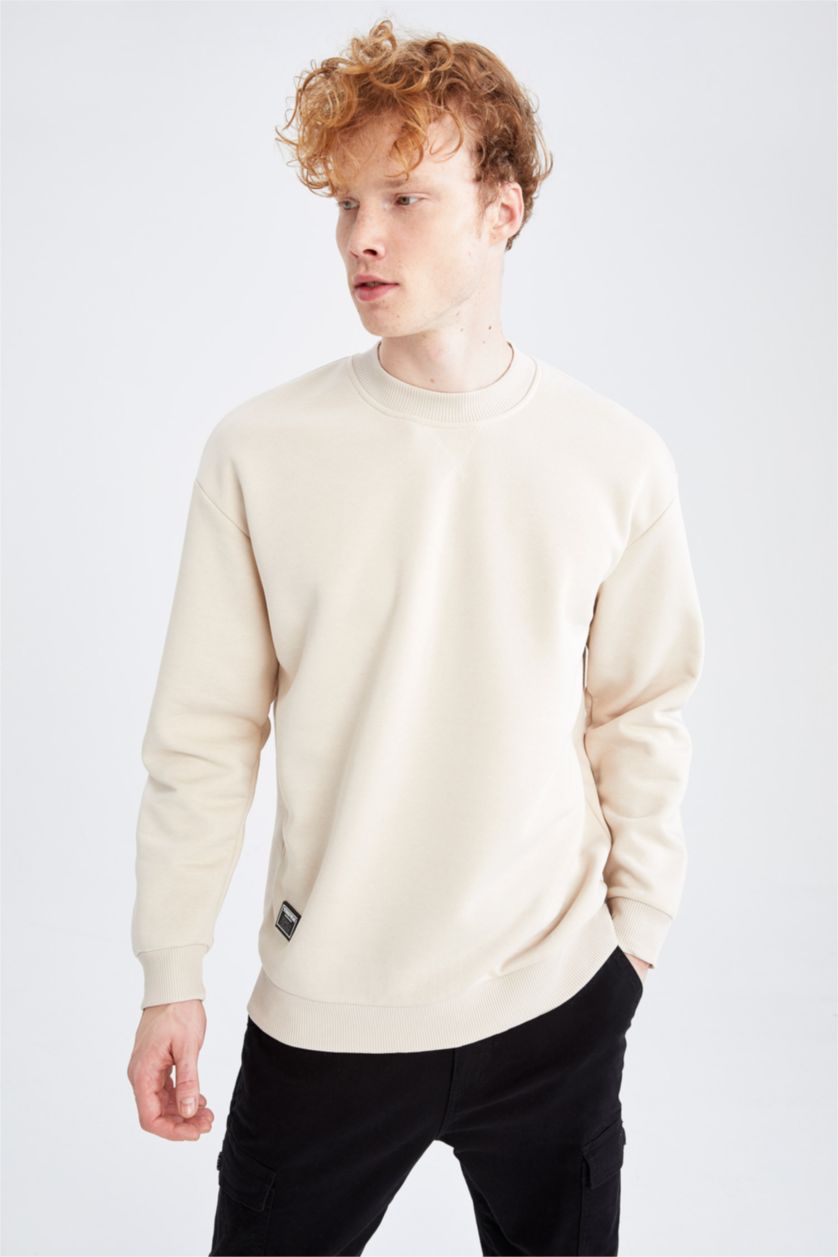 HOMME Beige Sweat-shirt basique à col ras du cou et coupe carrée