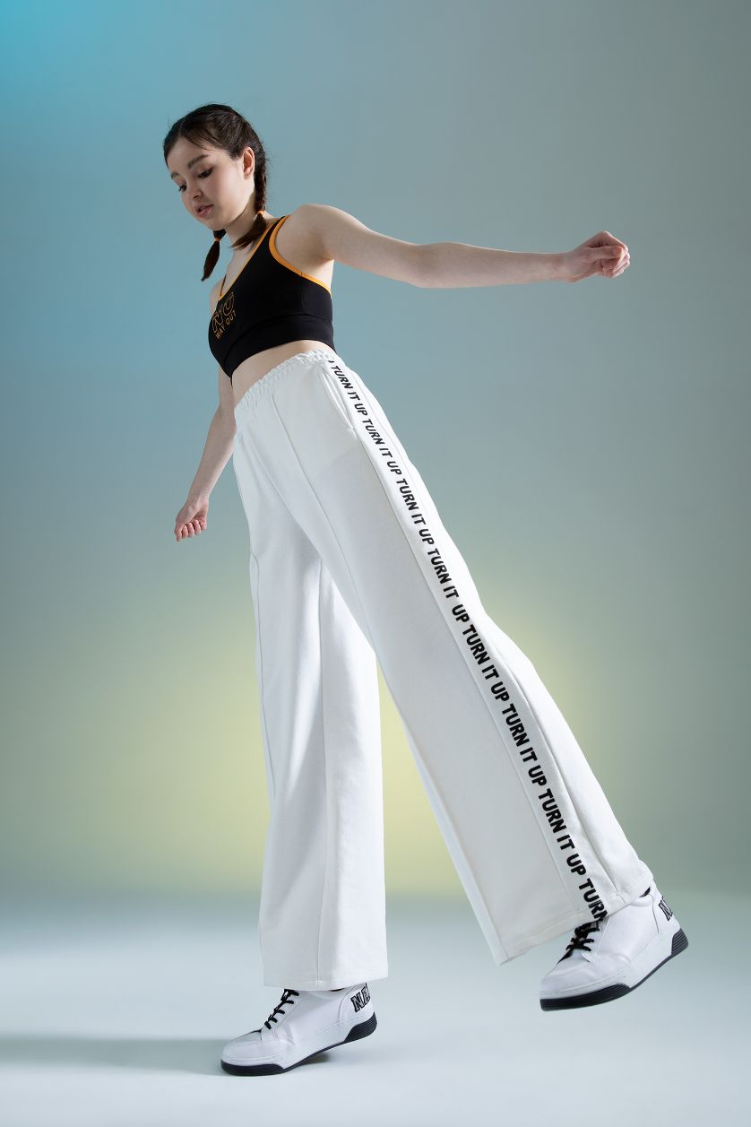 Kadın Ekru DeFactoFit Yan Baskılı Geniş Paça Eşofman Altı