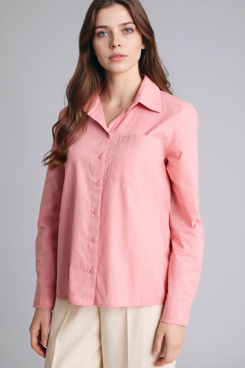 نساء وردي قميص قصة عادية