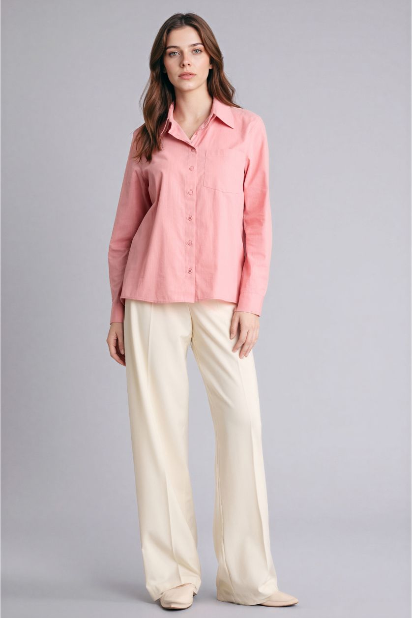 نساء وردي قميص قصة عادية