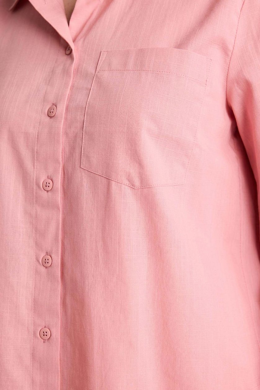 نساء وردي قميص قصة عادية