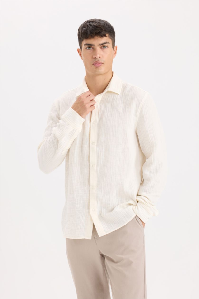 Man White Regular Fit Polo Collar Muslin Long Sleeve Shirt