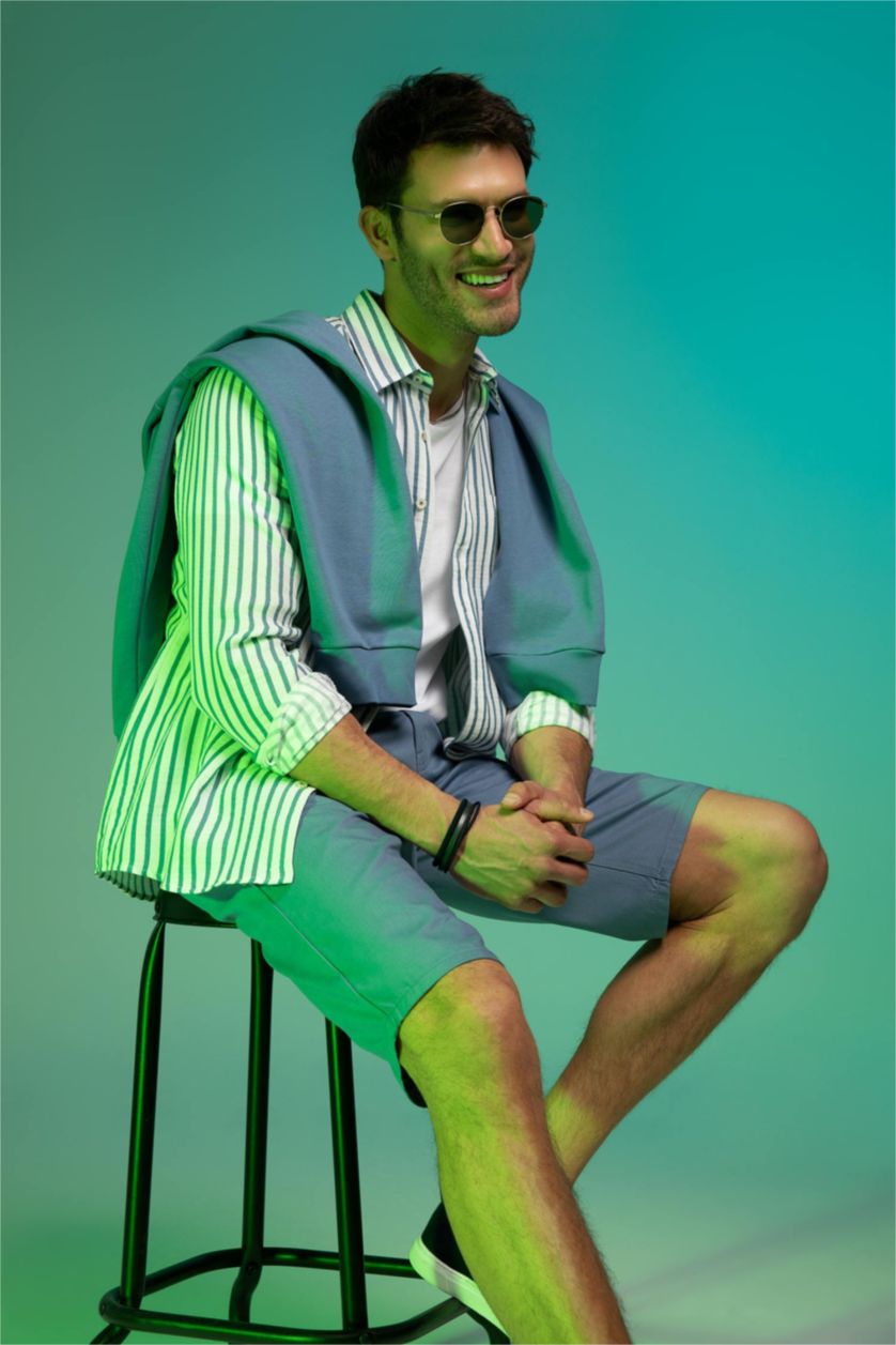 HOMME Bleu Chemise à manches longues en coton à motif de lignes de coupe moderne