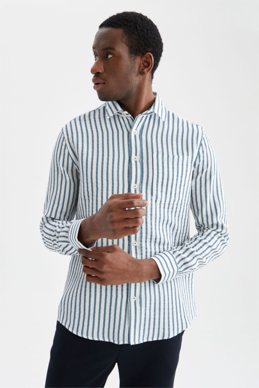HOMME Bleu Chemise à manches longues en coton à motif de lignes de coupe moderne