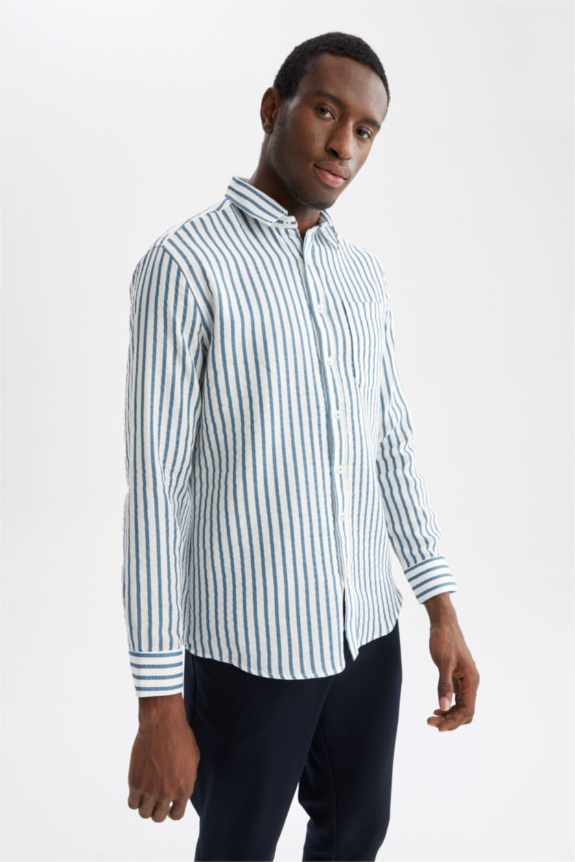 HOMME Bleu Chemise à manches longues en coton à motif de lignes de coupe moderne