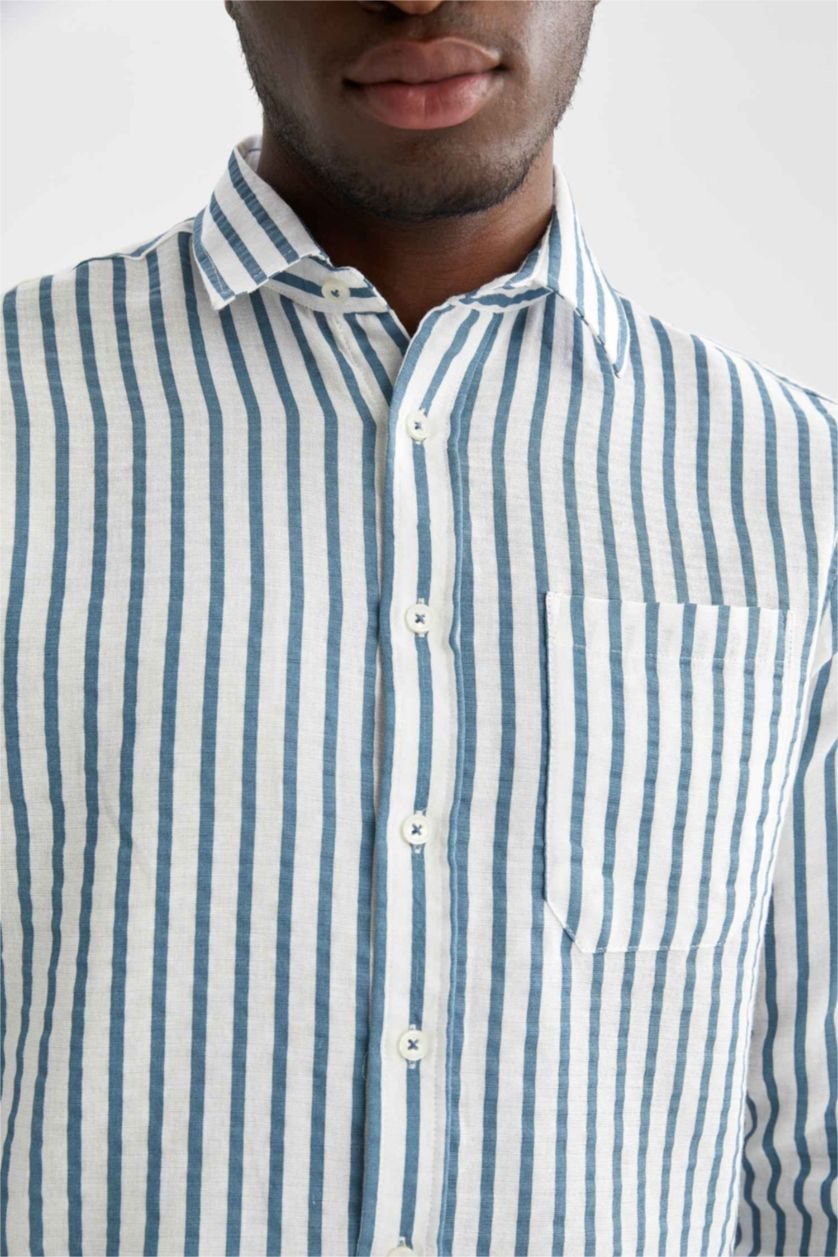 HOMME Bleu Chemise à manches longues en coton à motif de lignes de coupe moderne