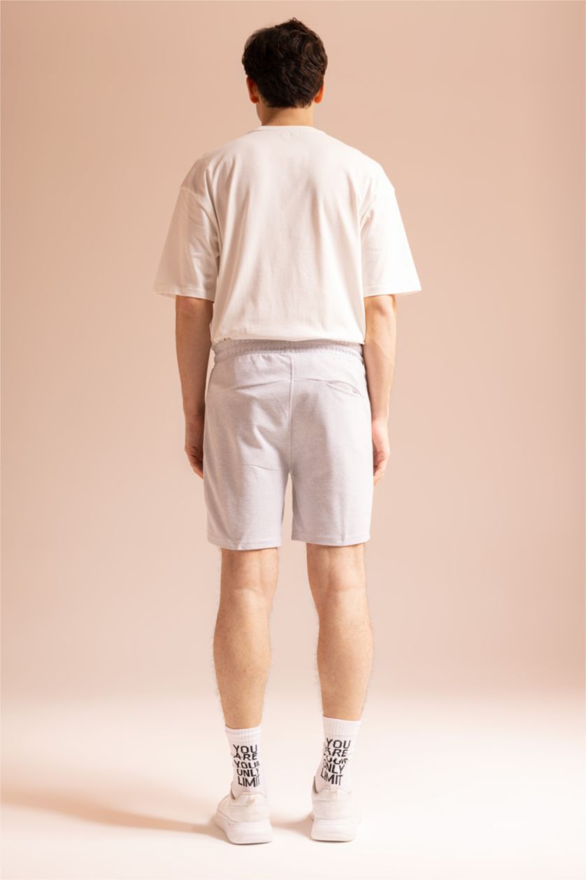 MAN Light Grey Melange Slim Fit Super Skinny Shorts