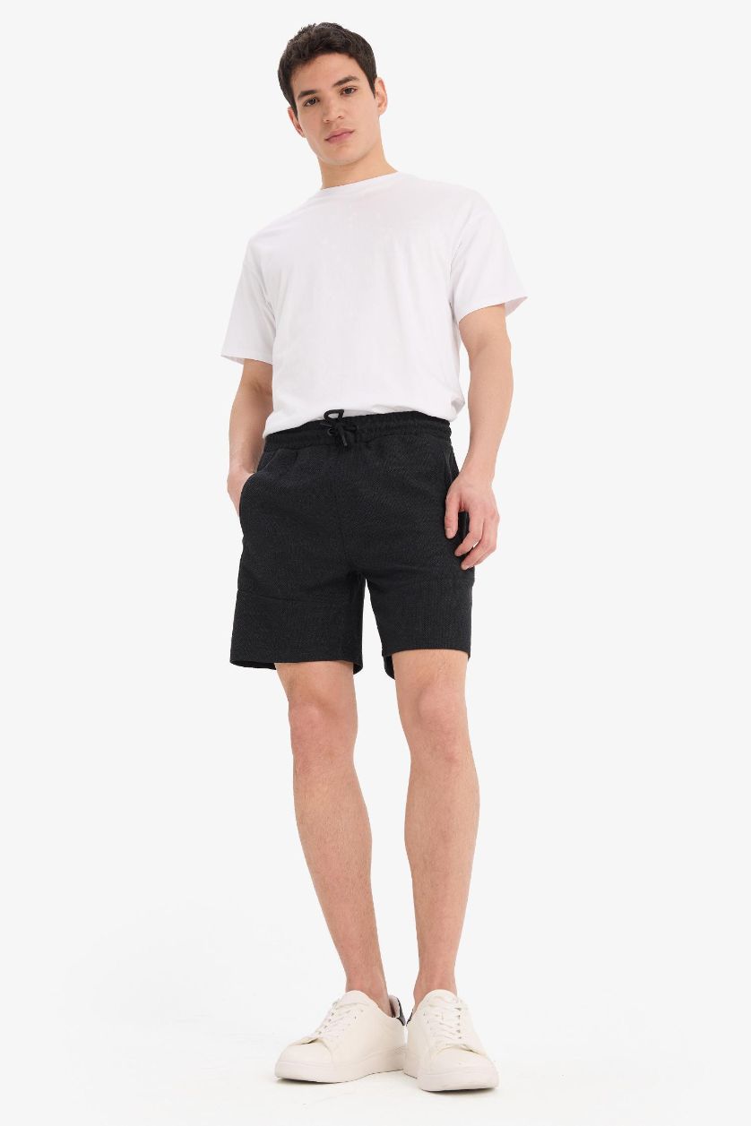 Man Black Slim Fit Super Skinny Hem Shorts