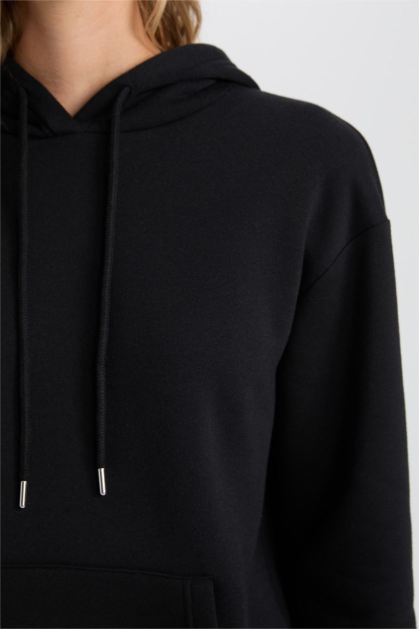 حريمي أسود سويت شيرت اسود بيزك كاجوال قصة مريحة بكابيشون وجيب