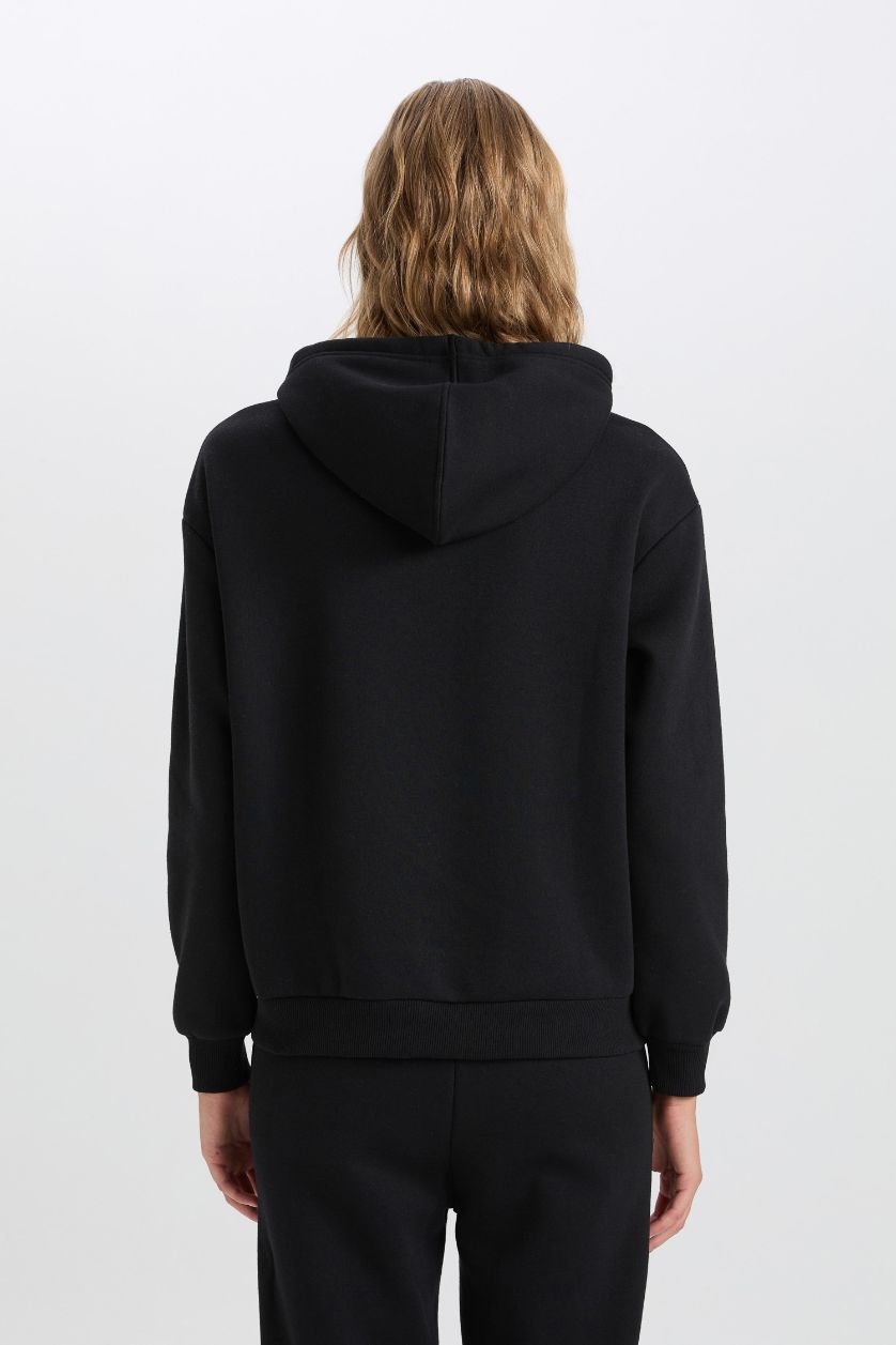 حريمي أسود سويت شيرت اسود بيزك كاجوال قصة مريحة بكابيشون وجيب