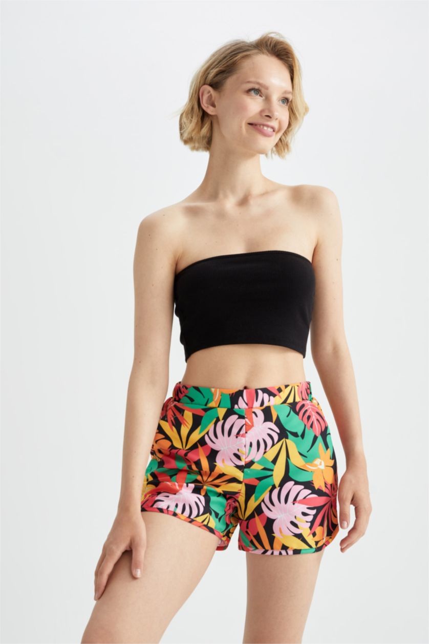 Kadın Siyah Deniz Şortu